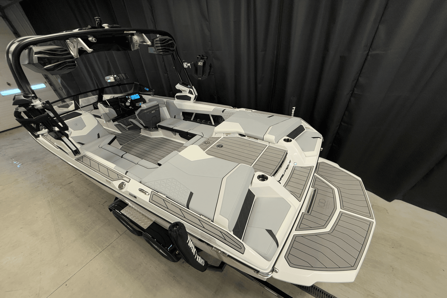 2025 Nautique Super Air Nautique GS22 Image Thumbnail #10