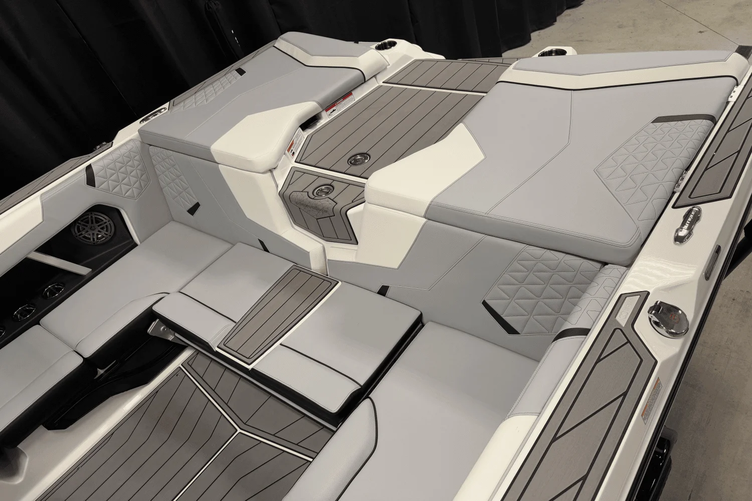 2025 Nautique Super Air Nautique GS22 Image Thumbnail #12