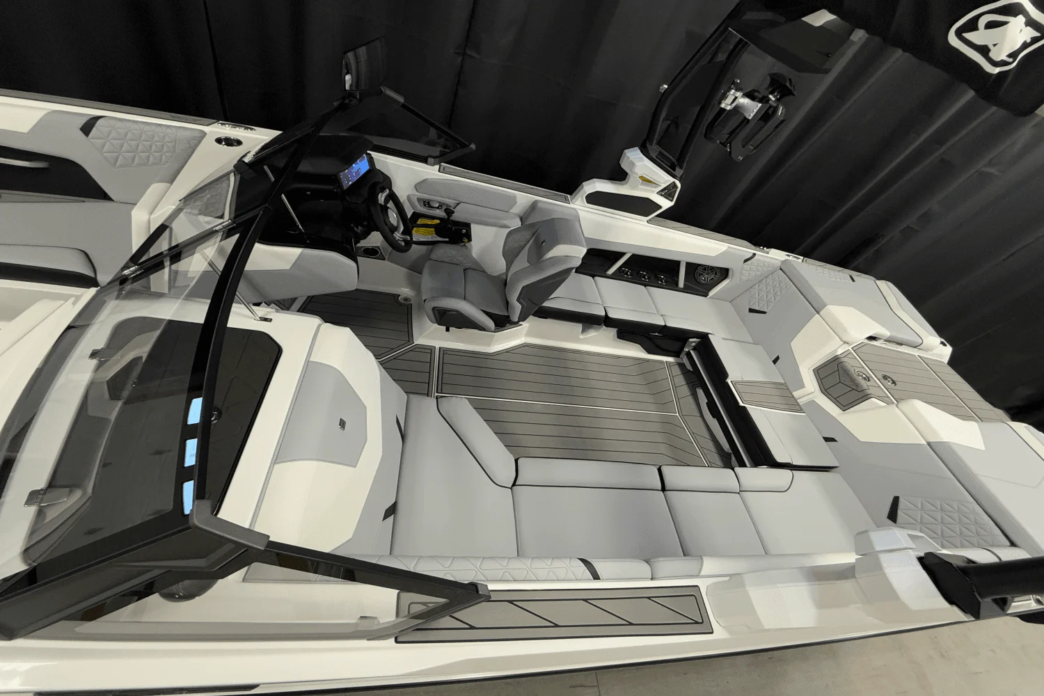 2025 Nautique Super Air Nautique GS22 Image Thumbnail #16