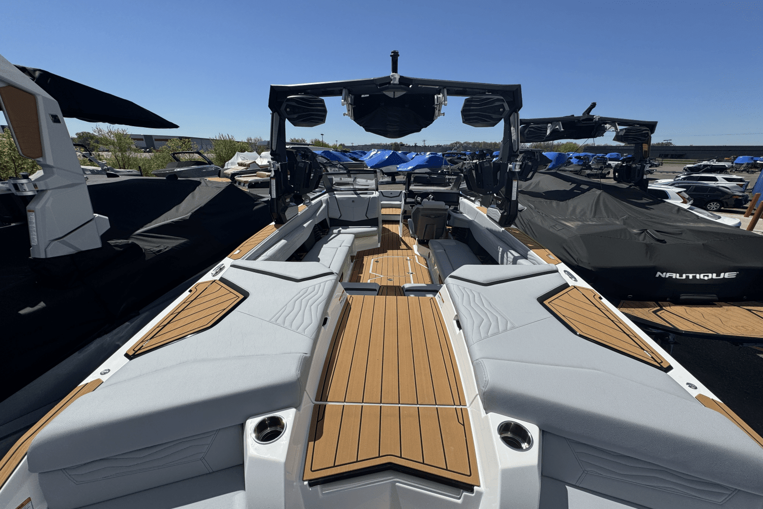 2025 Nautique Super Air G25 Image Thumbnail #11