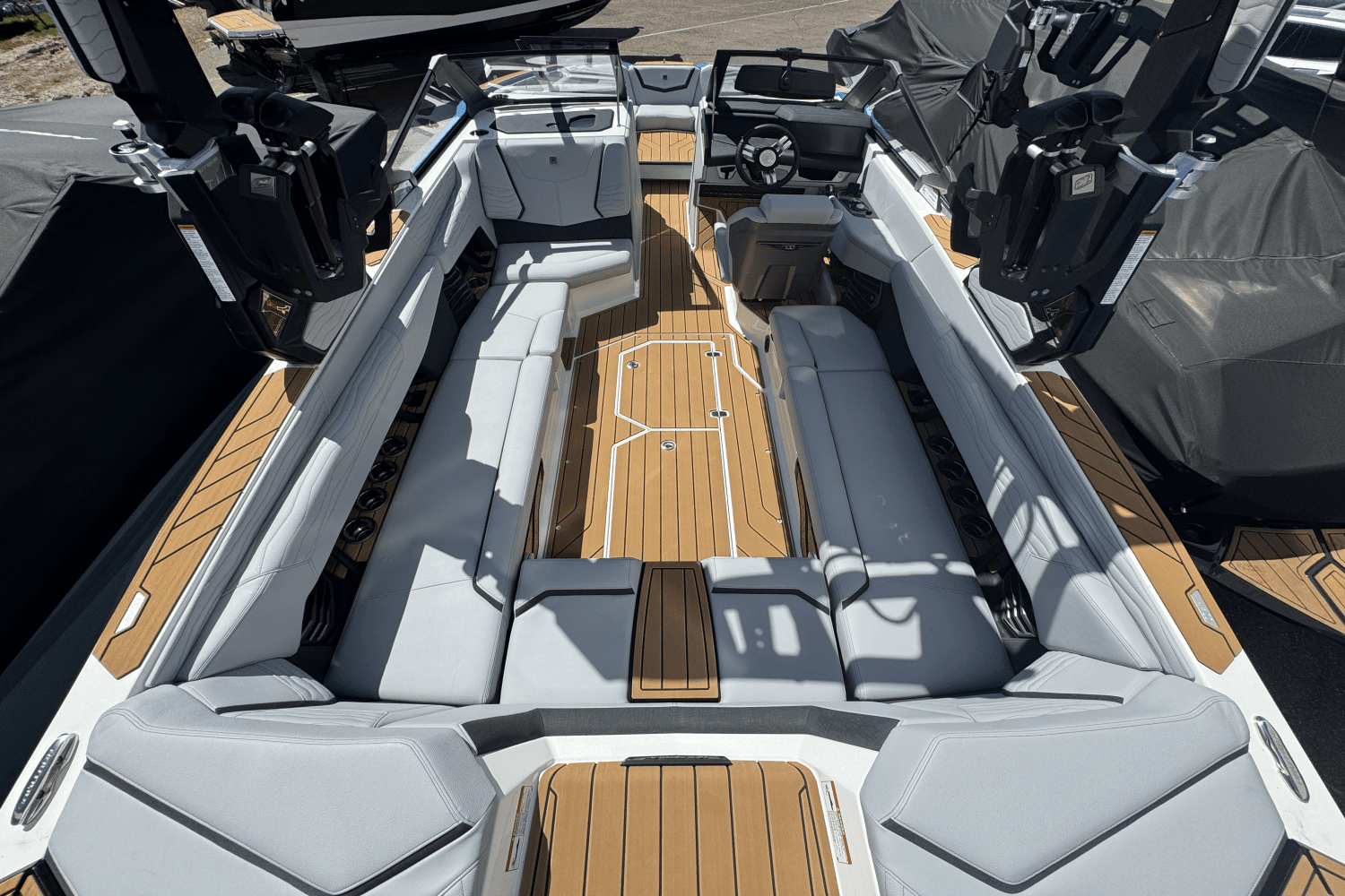 2025 Nautique Super Air G25 Image Thumbnail #16