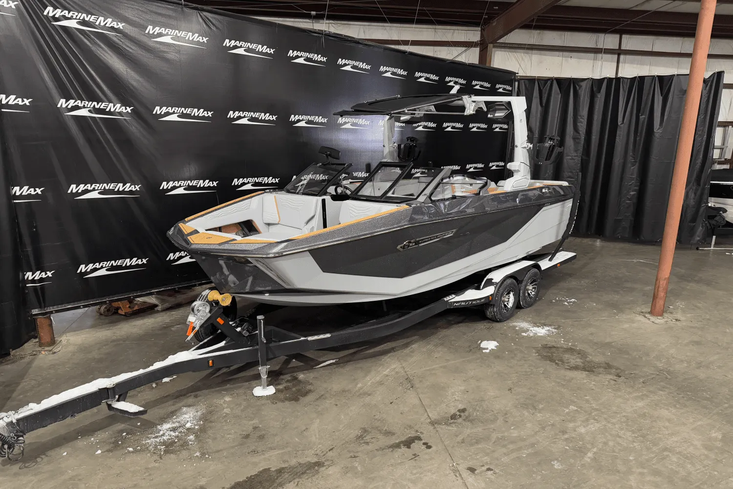 2025 Nautique Super Air Nautique G23 Image Thumbnail #0