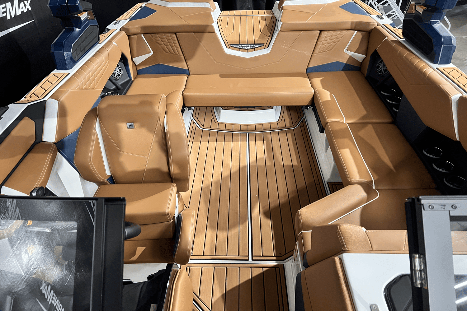 2025 Nautique Super Air Nautique S21 Image Thumbnail #9