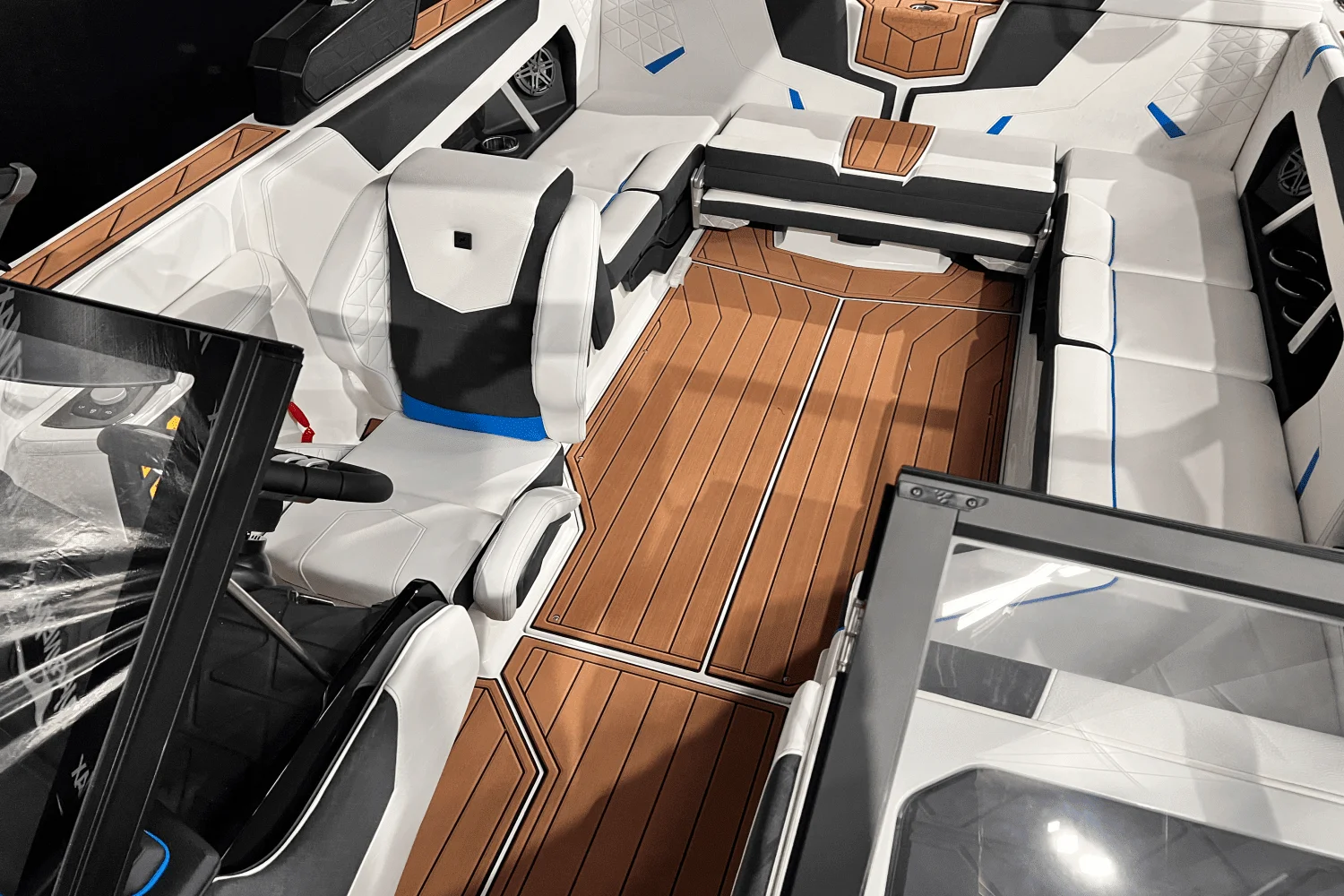 2025 Nautique Super Air Nautique GS22 Image Thumbnail #11