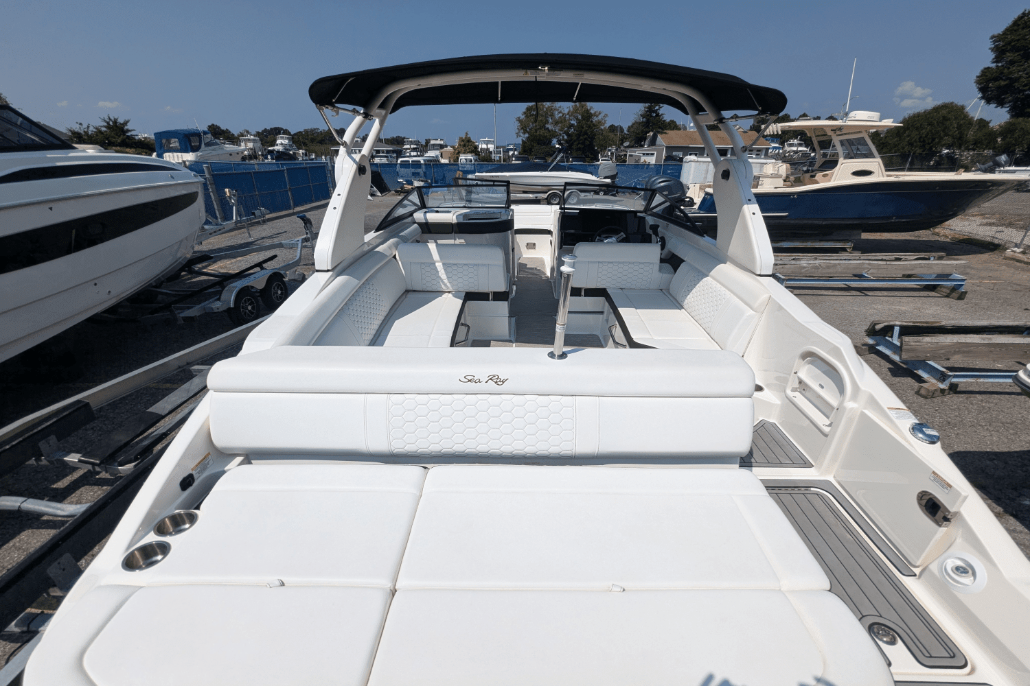 2019 Sea Ray SDX 270 Outboard Image Thumbnail #20