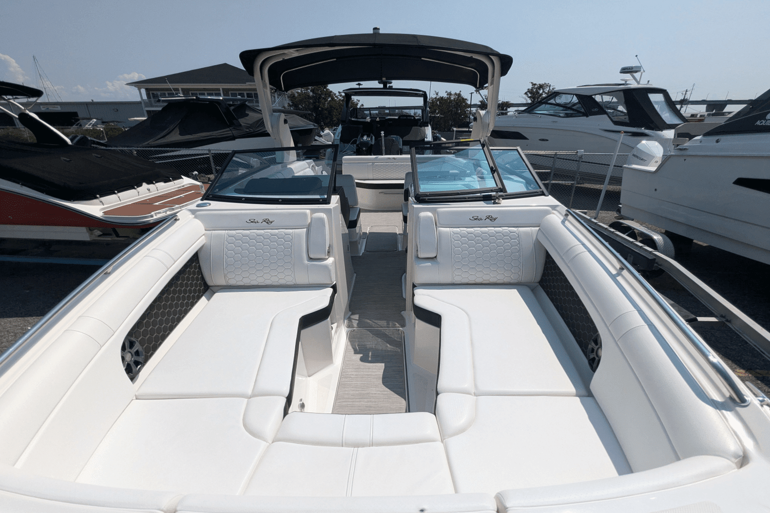 2019 Sea Ray SDX 270 Outboard Image Thumbnail #6