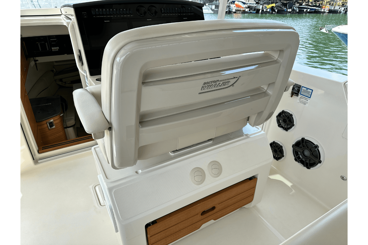 2020 Boston Whaler 380 REALM Image Thumbnail #15