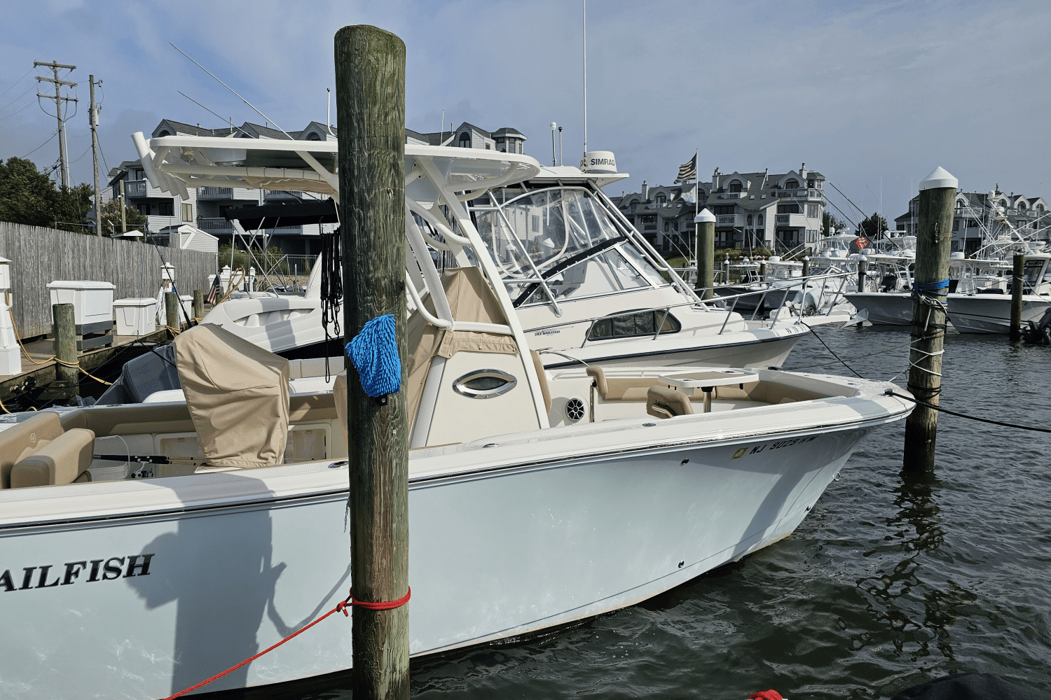 2019 Sailfish 241 CC Image Thumbnail #1