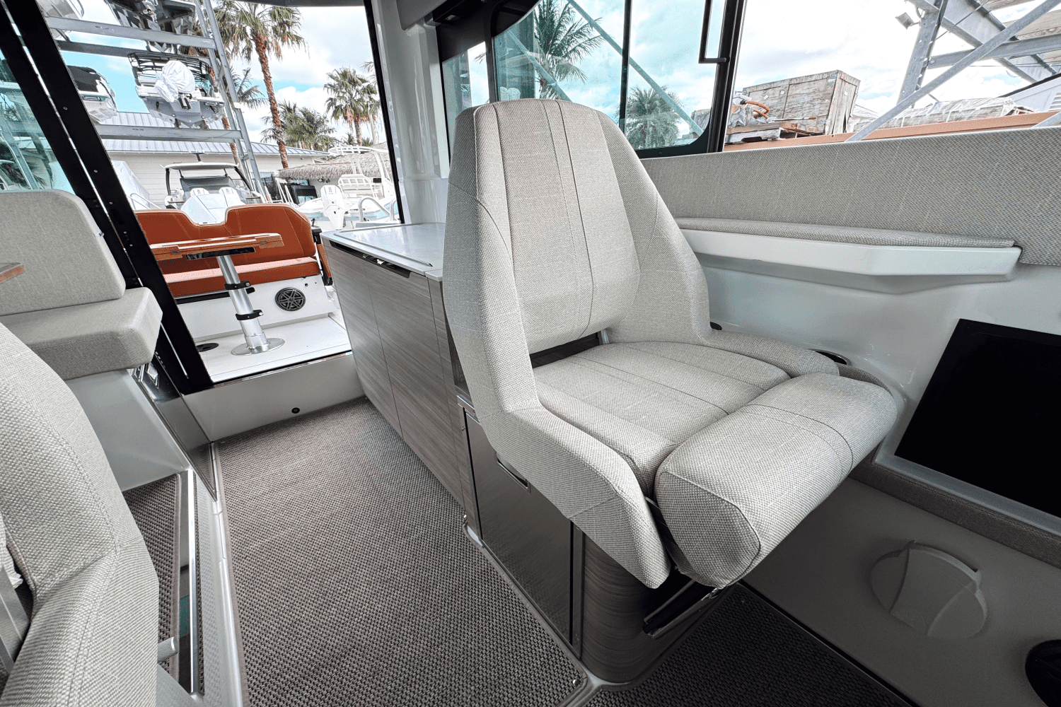 2025 Saxdor 320 GTC Image Thumbnail #22