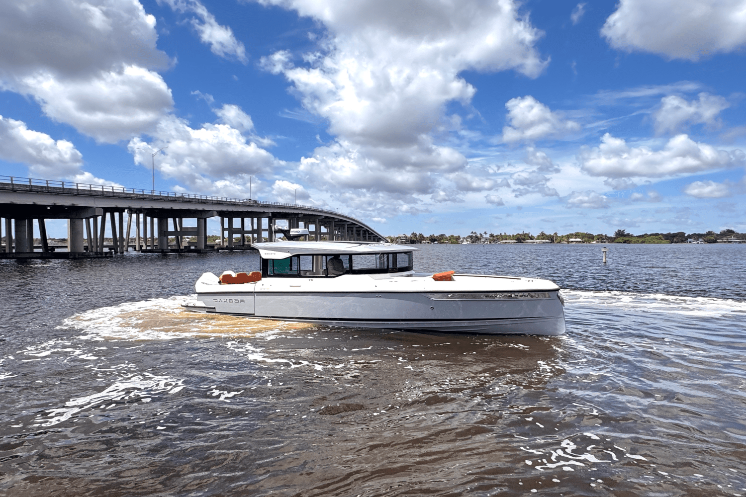 2025 Saxdor 320 GTC Image Thumbnail #4