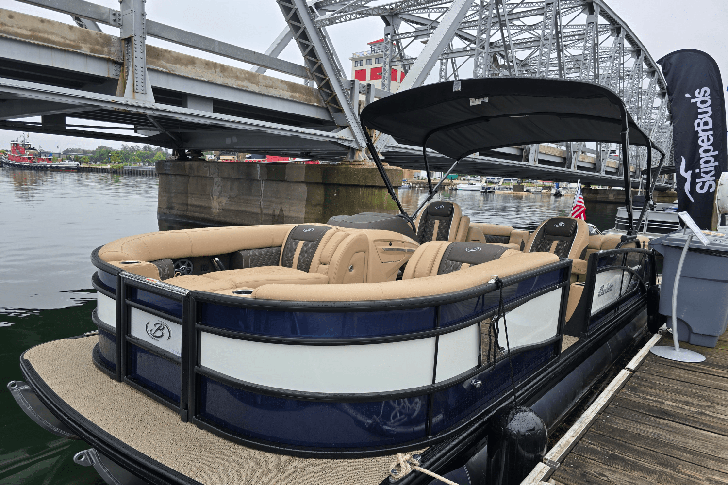 2025 Barletta LUSSO23QCSS Image Thumbnail #5