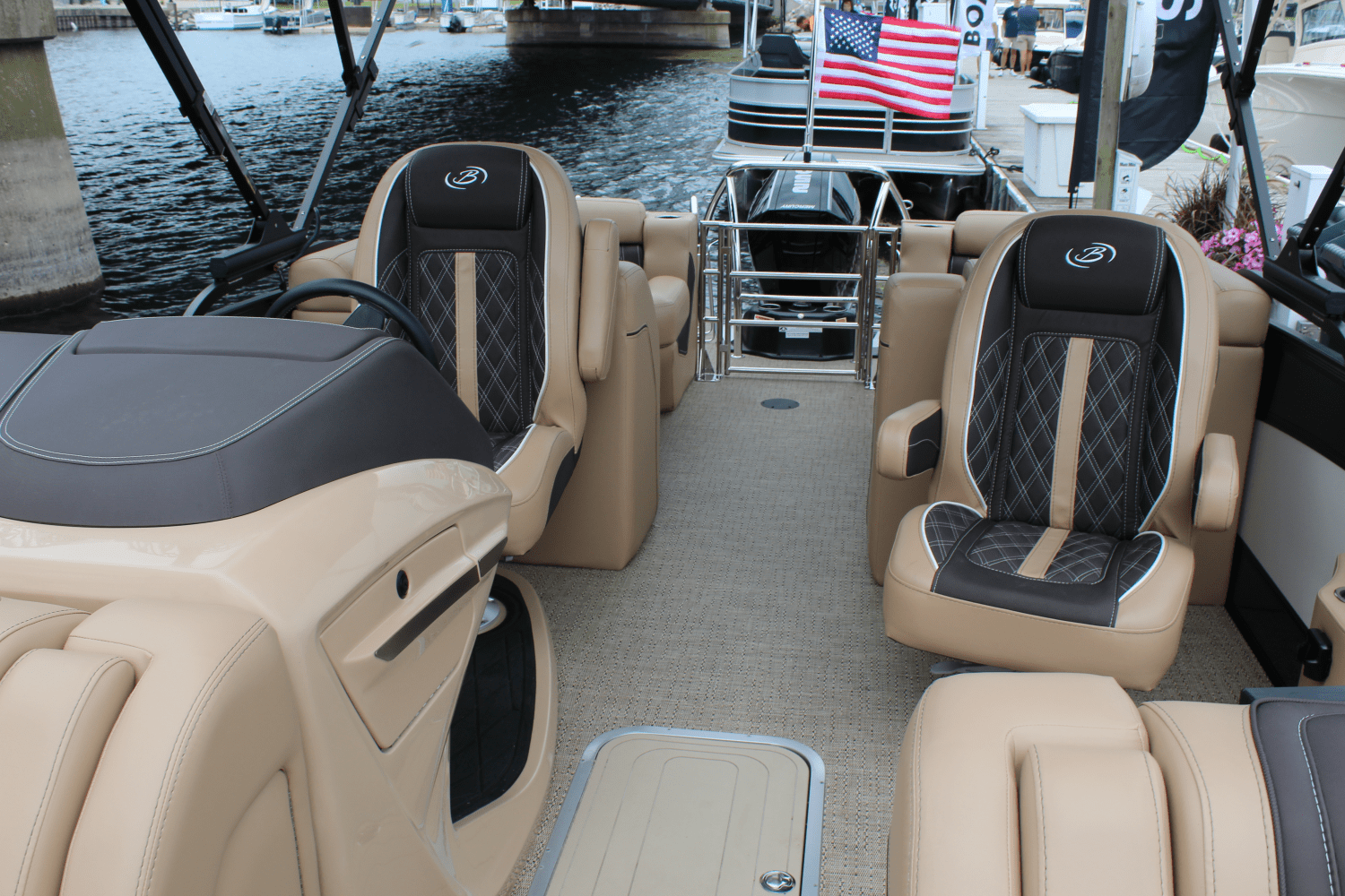 2025 Barletta LUSSO23QCSS Image Thumbnail #10