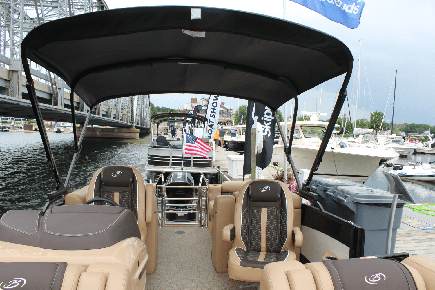 2025 Barletta LUSSO23QCSS Image Thumbnail #6