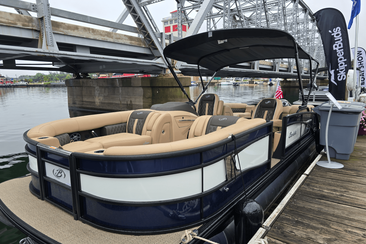 2025 Barletta LUSSO23QCSS Image Thumbnail #4