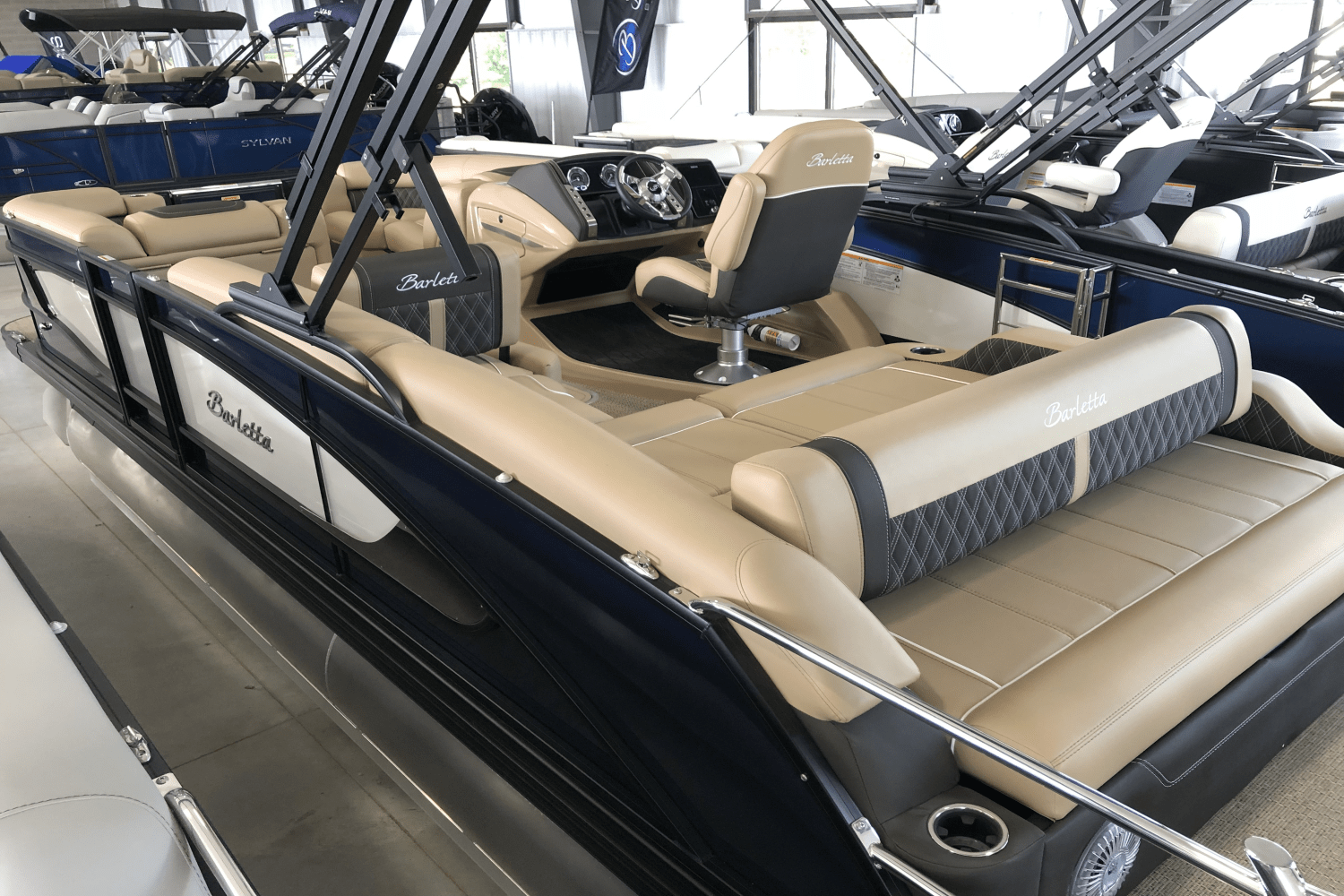 2025 Barletta Lusso Image Thumbnail #7