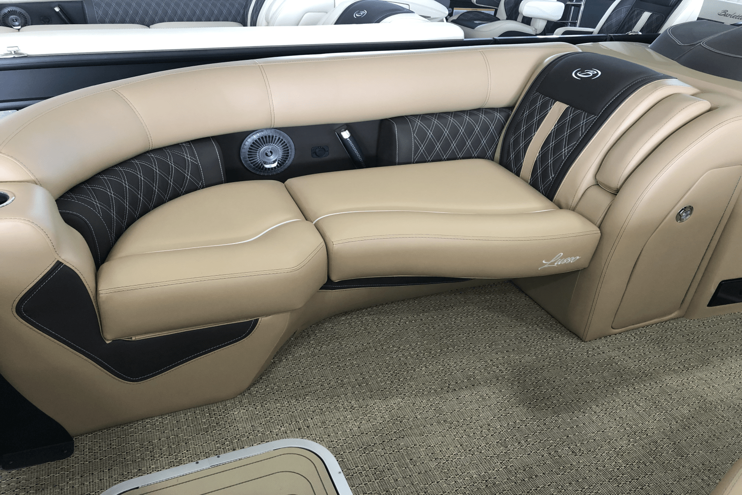 2025 Barletta Lusso Image Thumbnail #12
