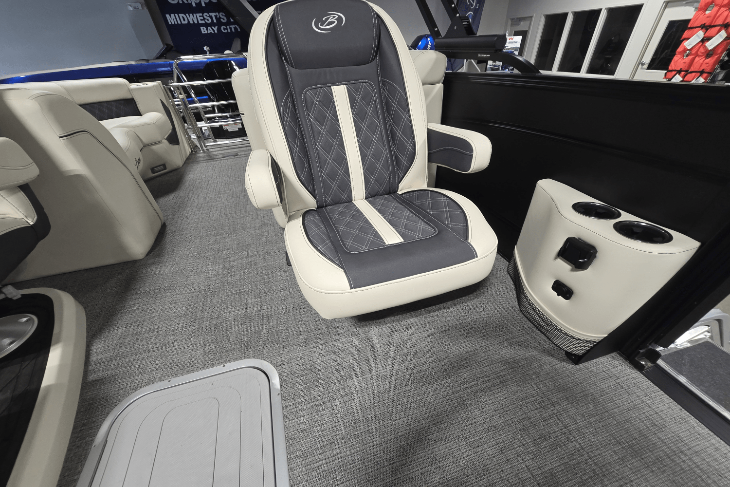 2025 Barletta Lusso Image Thumbnail #9