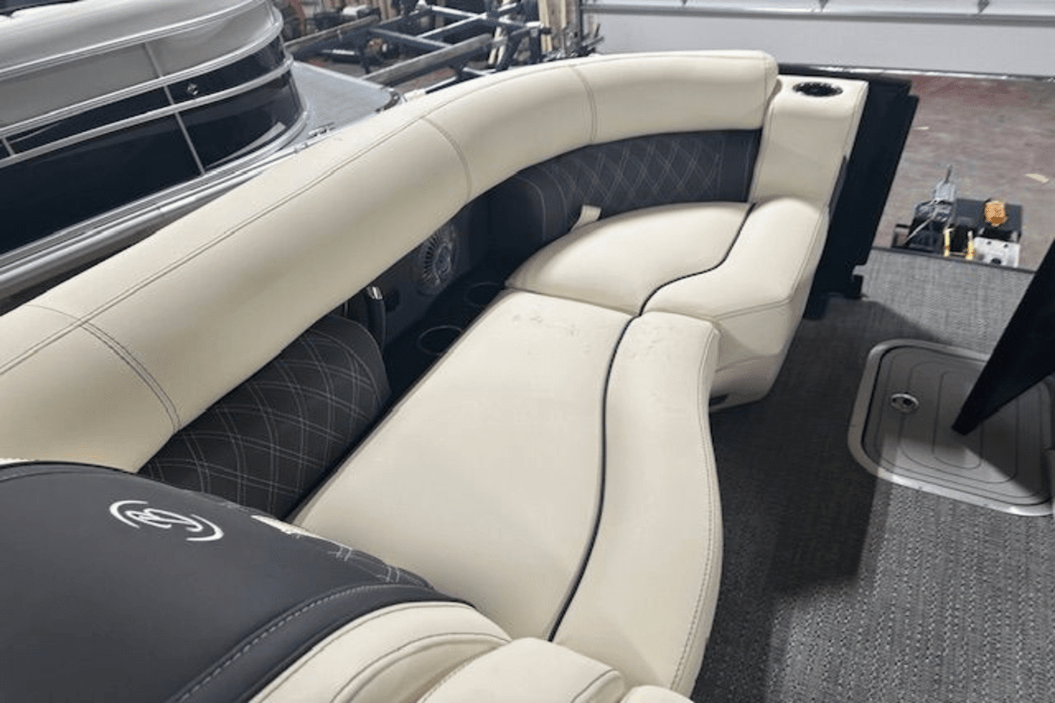 2025 Barletta
                                                             Lusso Image Thumbnail #5
