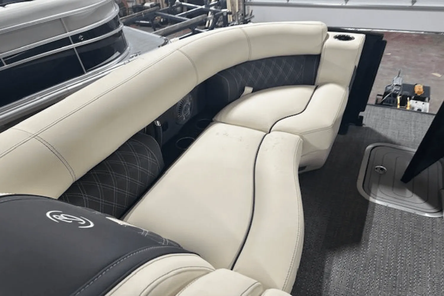 2025 Barletta Lusso Image Thumbnail #5