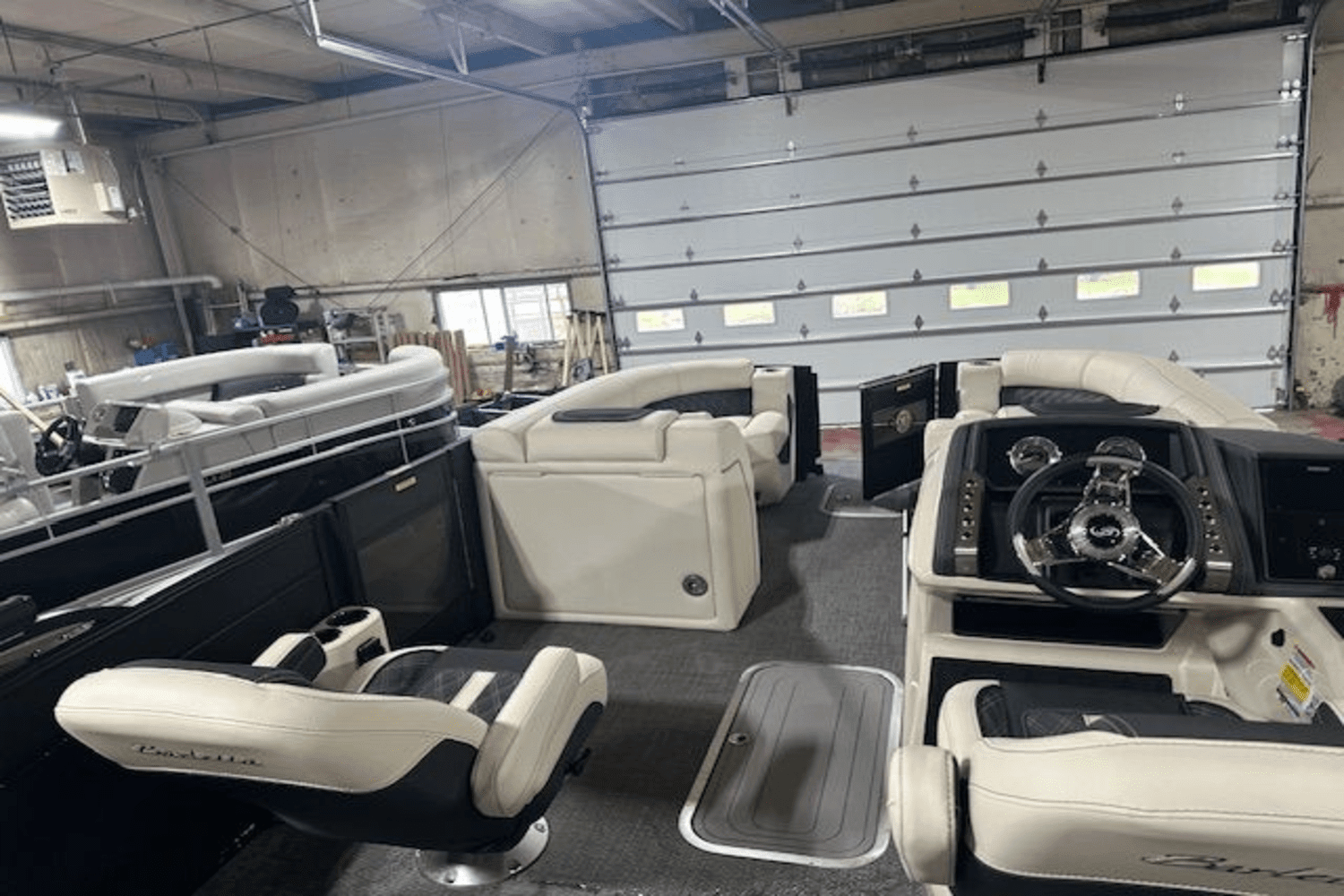 2025 Barletta Lusso Image Thumbnail #10