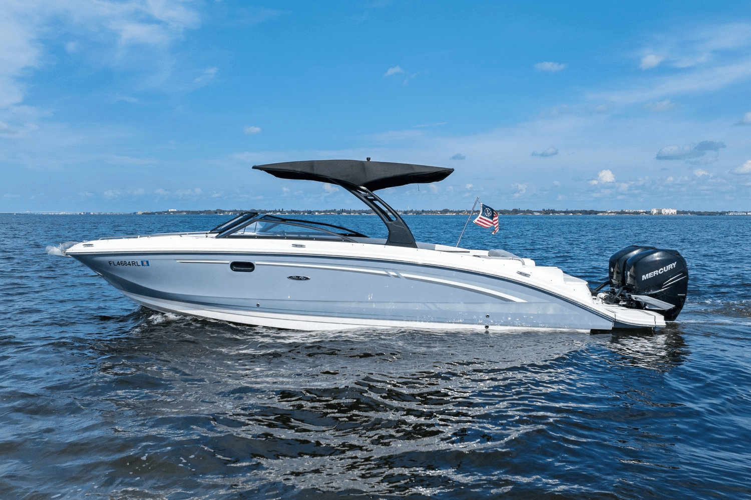 2017 Sea Ray 290 SDX OUTBOARD Image Thumbnail #7