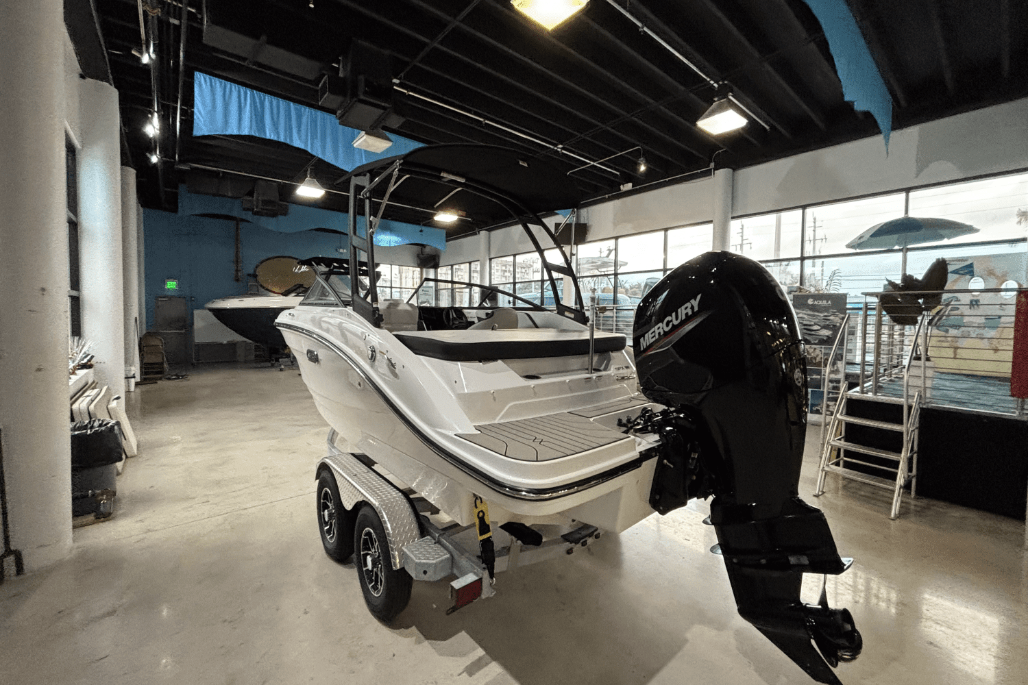 2025 Sea Ray SPX 190 Outboard Image Thumbnail #5