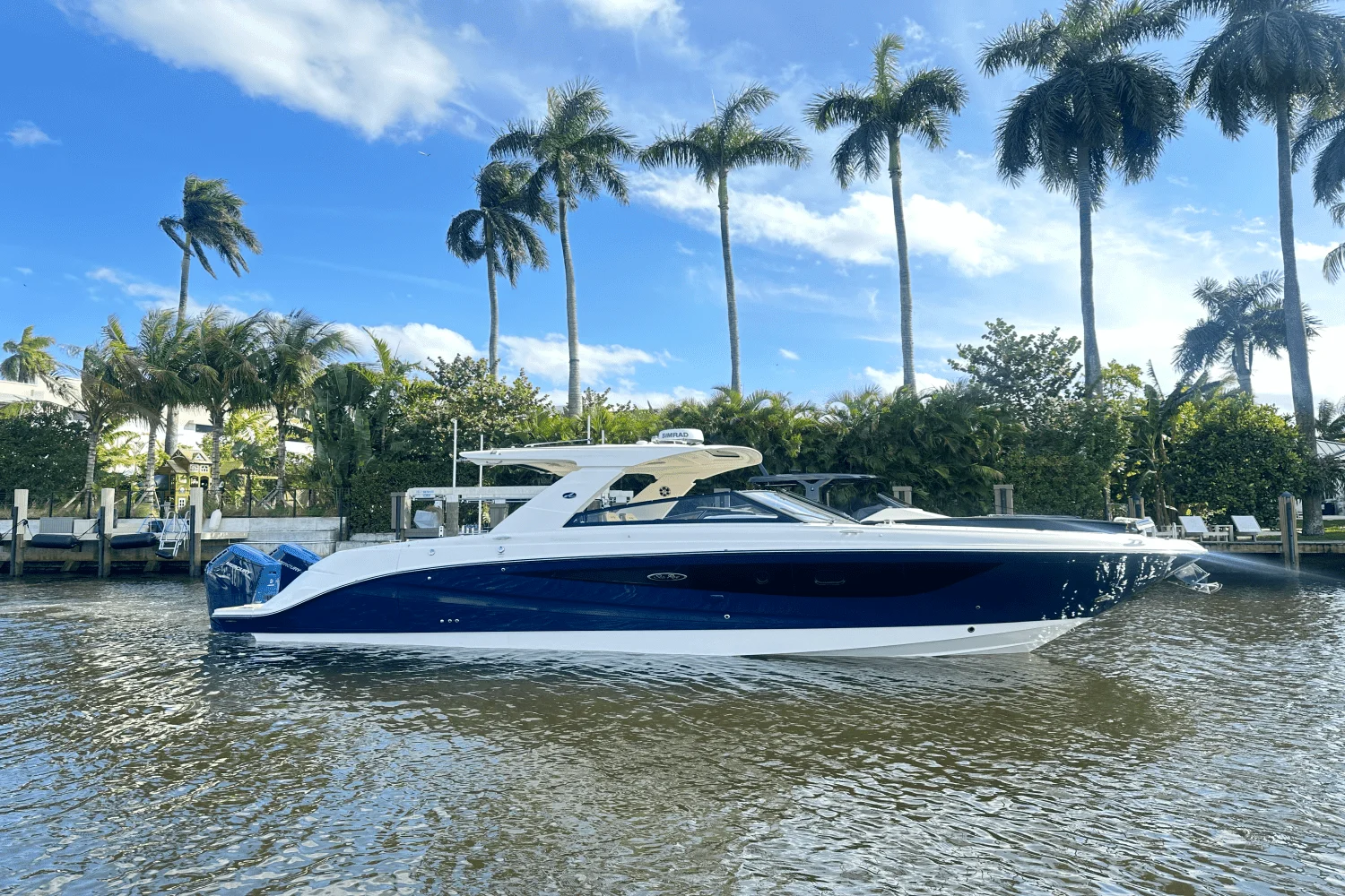 2025 Sea Ray SLX 400 Outboard Image Thumbnail #2