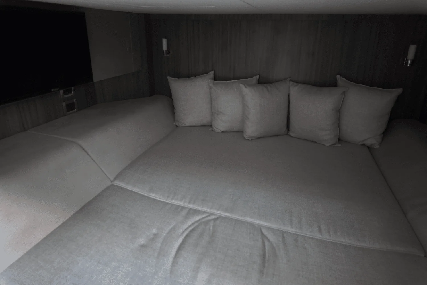 2025 Sea Ray SLX 400 Outboard Image Thumbnail #24