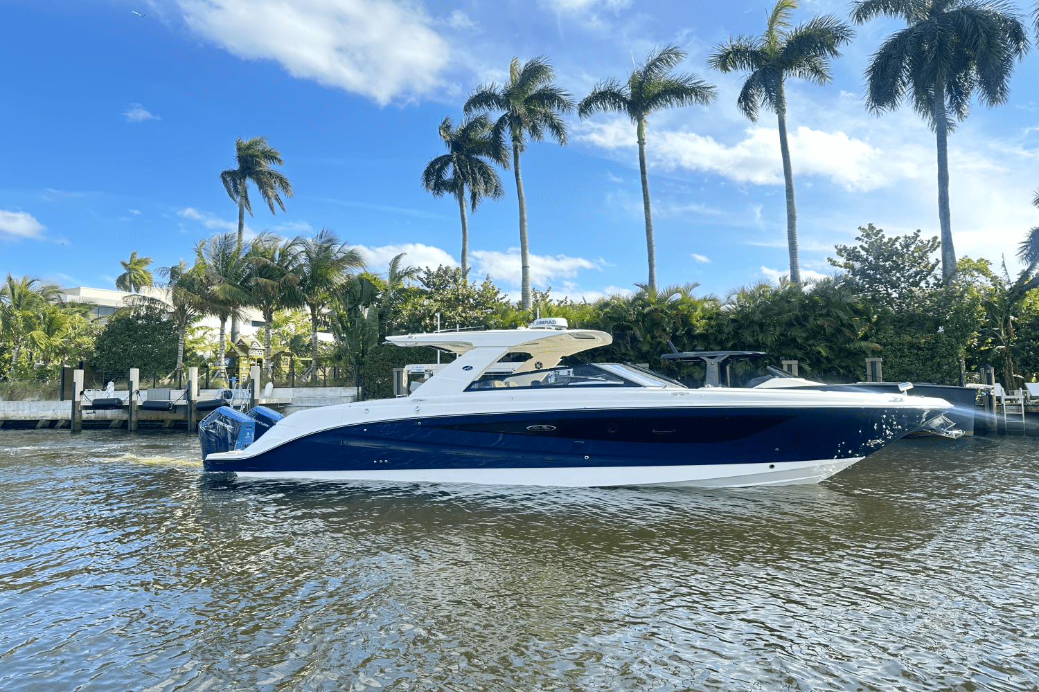 2025 Sea Ray SLX 400 Outboard Image Thumbnail #1