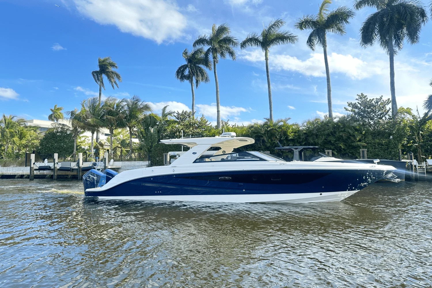 2025 Sea Ray SLX 400 Outboard Image Thumbnail #1