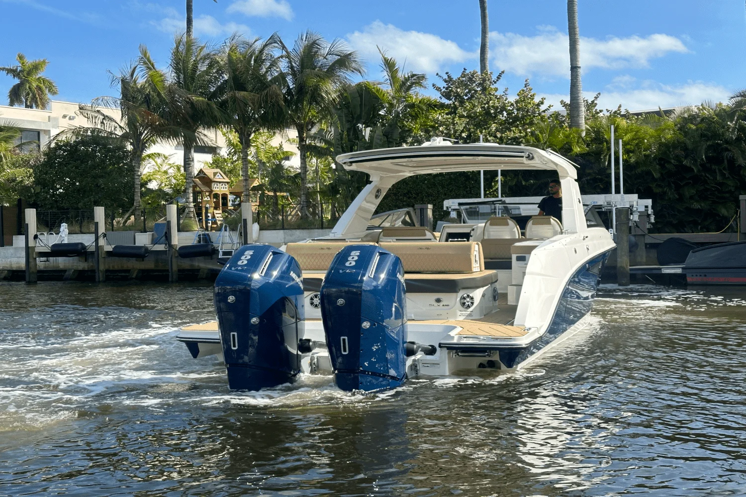 2025 Sea Ray SLX 400 Outboard Image Thumbnail #4