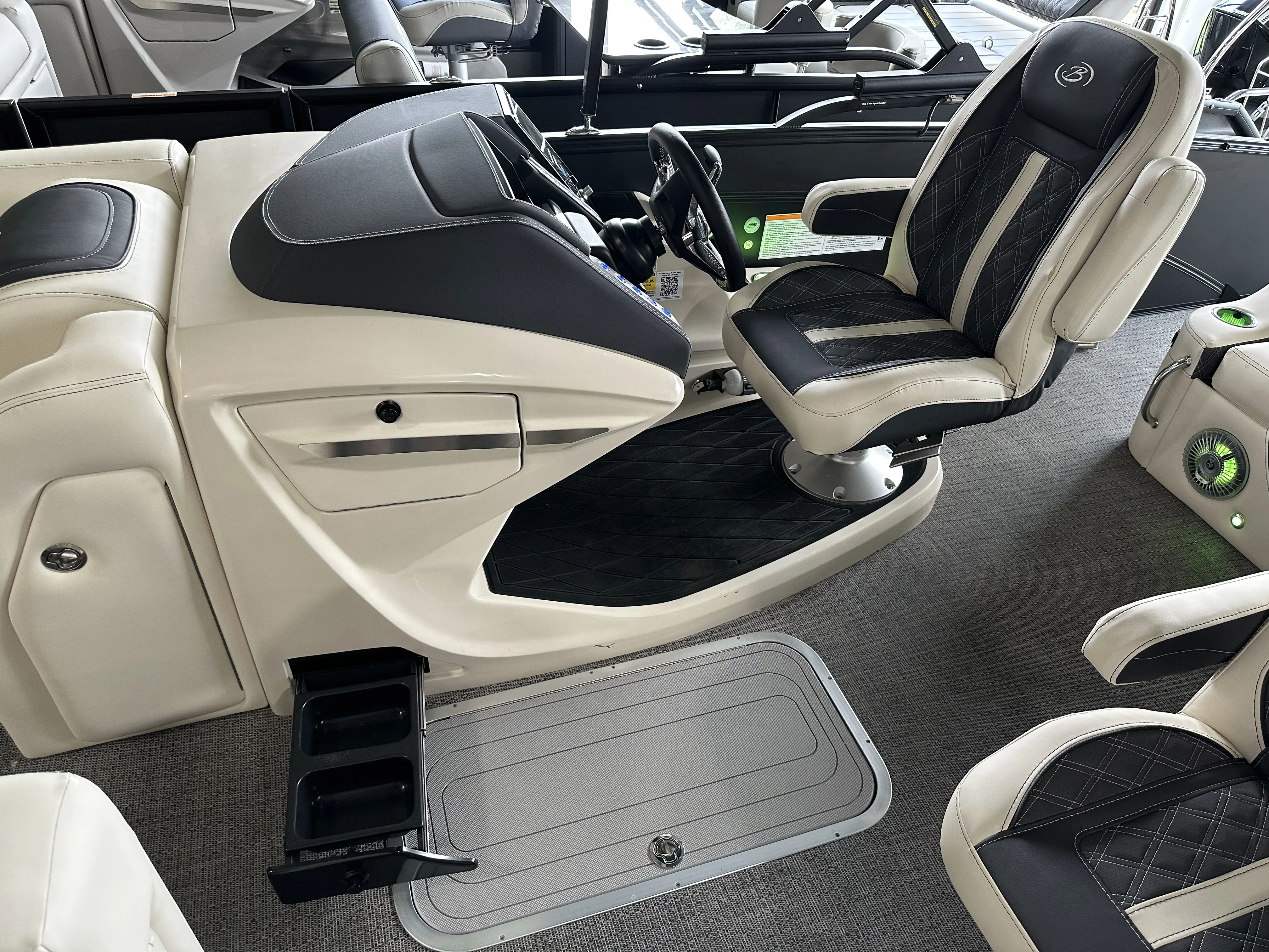 2025 Barletta LUSSO25UC Image Thumbnail #17