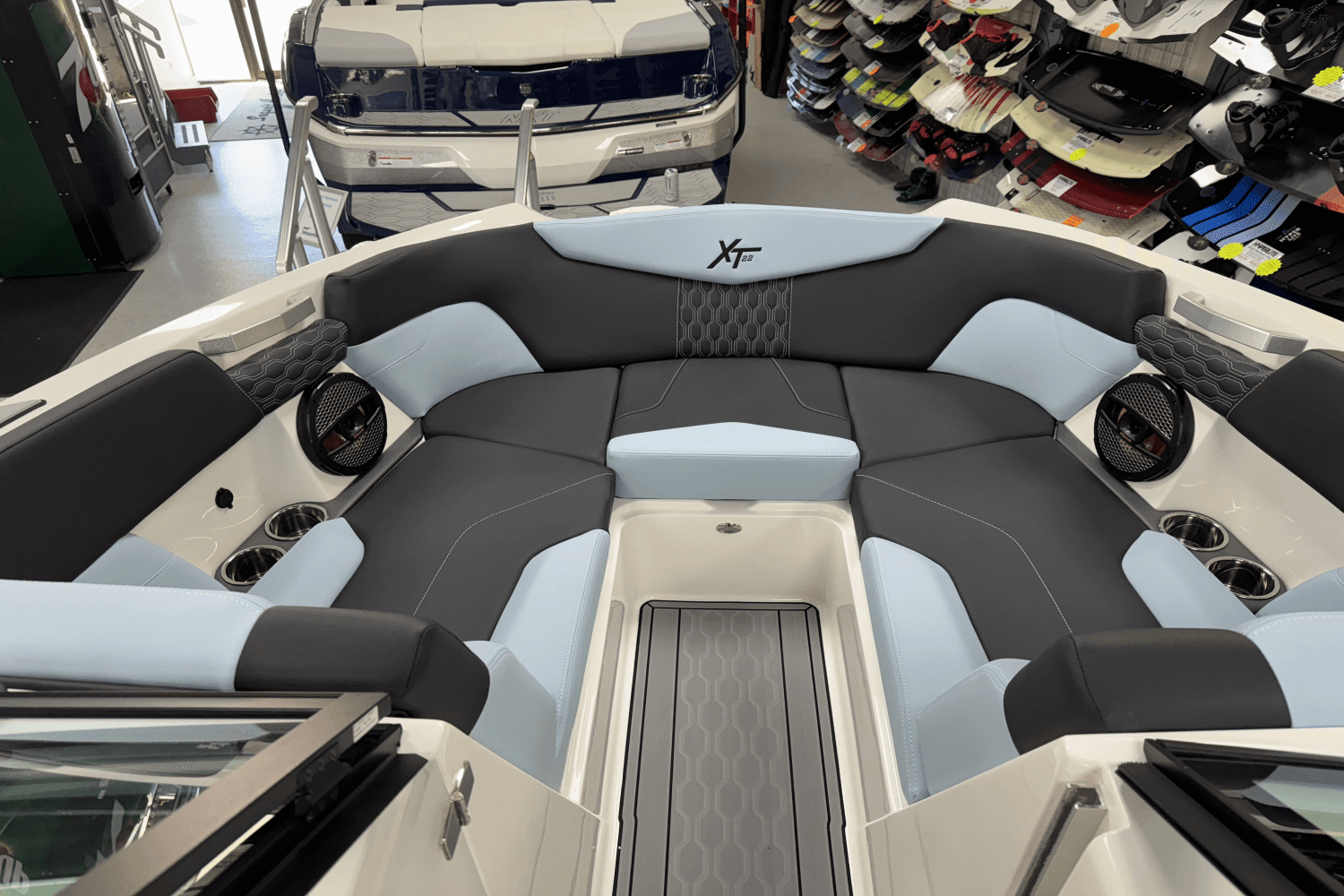 2025 Mastercraft
                                                             XT22 Image Thumbnail #3