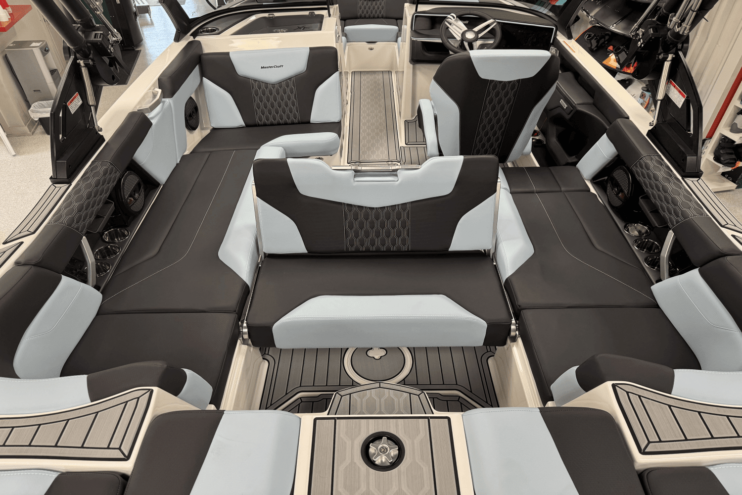 2025 Mastercraft
                                                             XT22 Image Thumbnail #21