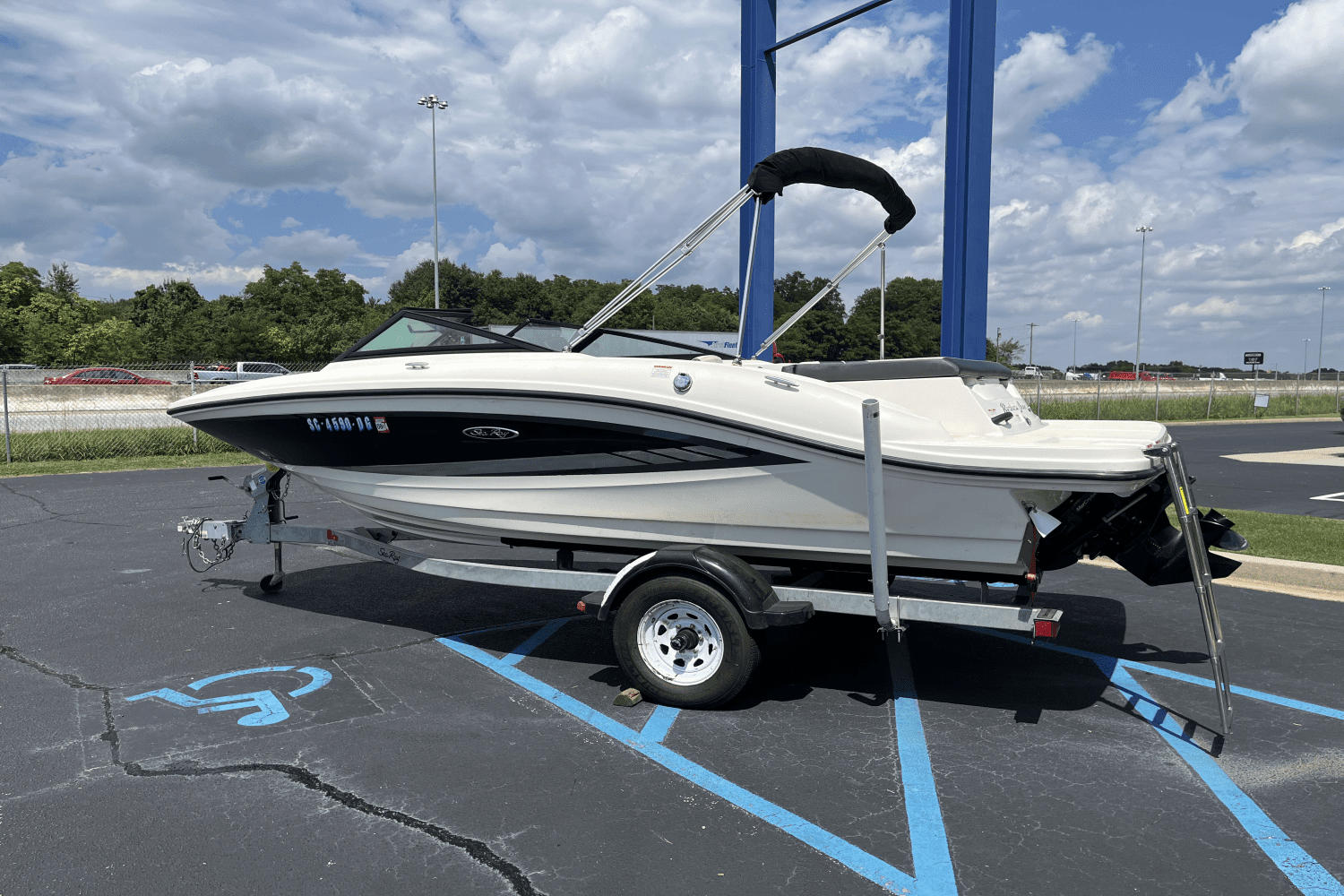 2016 Sea Ray 19 SPX Image Thumbnail #4