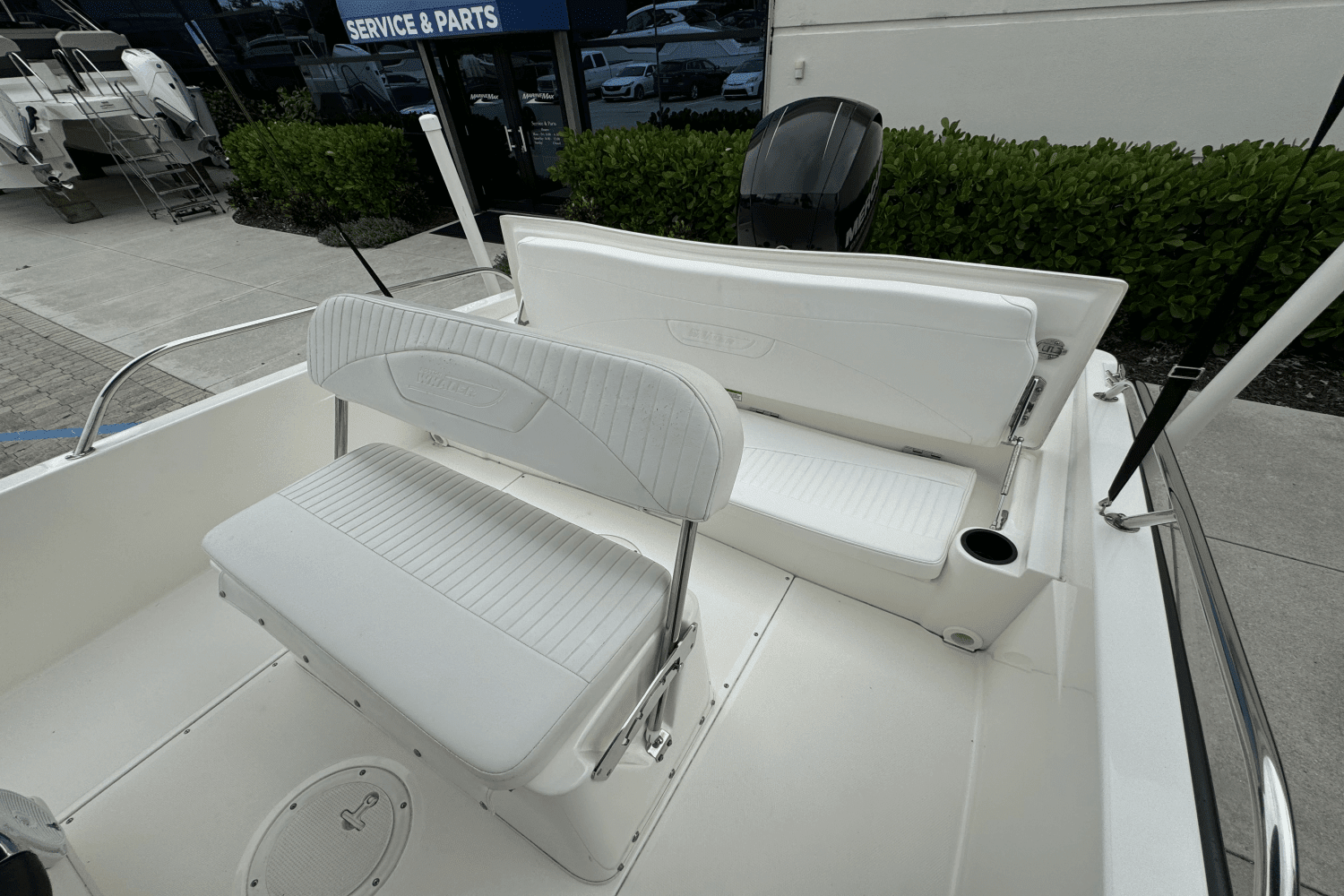 2016 Boston Whaler 180 DAUNTLESS Image Thumbnail #5