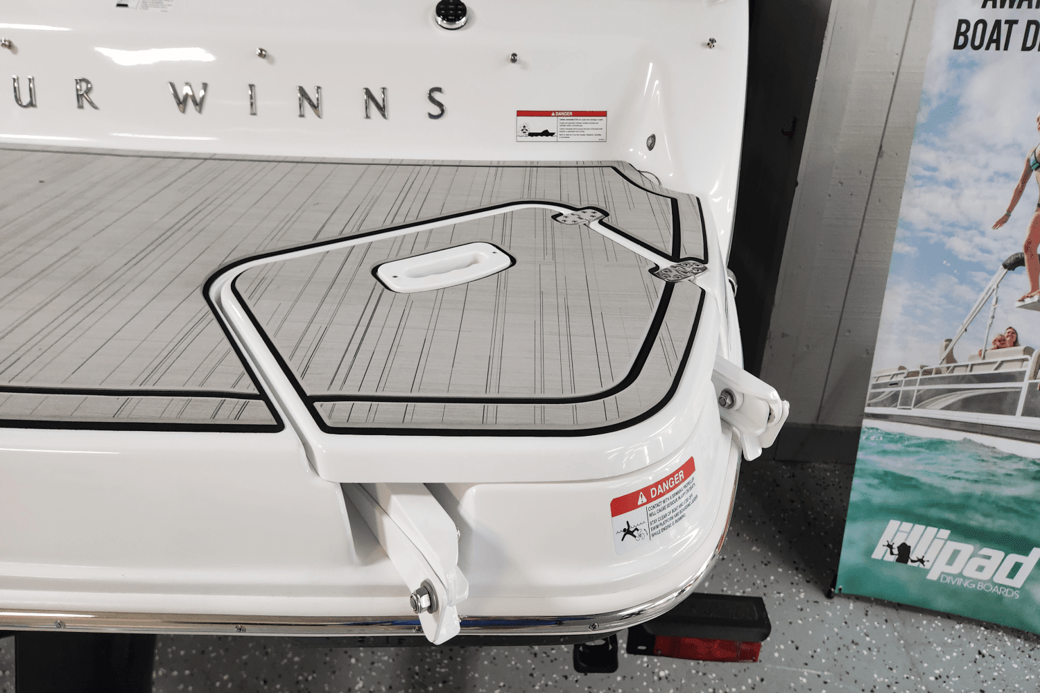 2025 Four Winns H2 Image Thumbnail #48