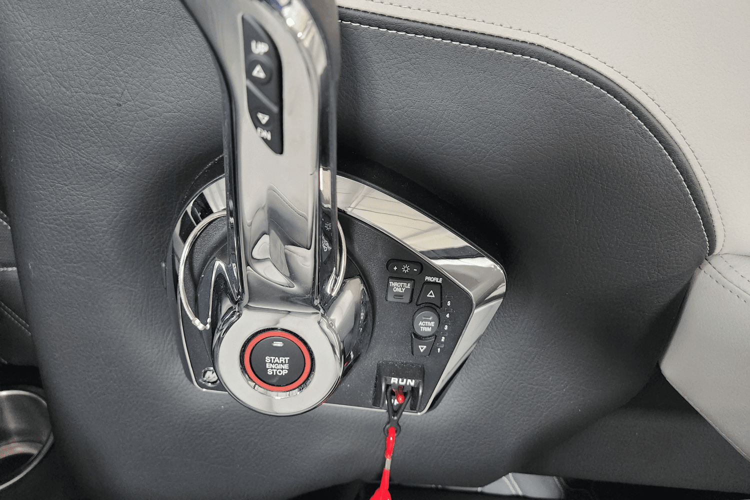 2025 Four Winns H2 Image Thumbnail #12