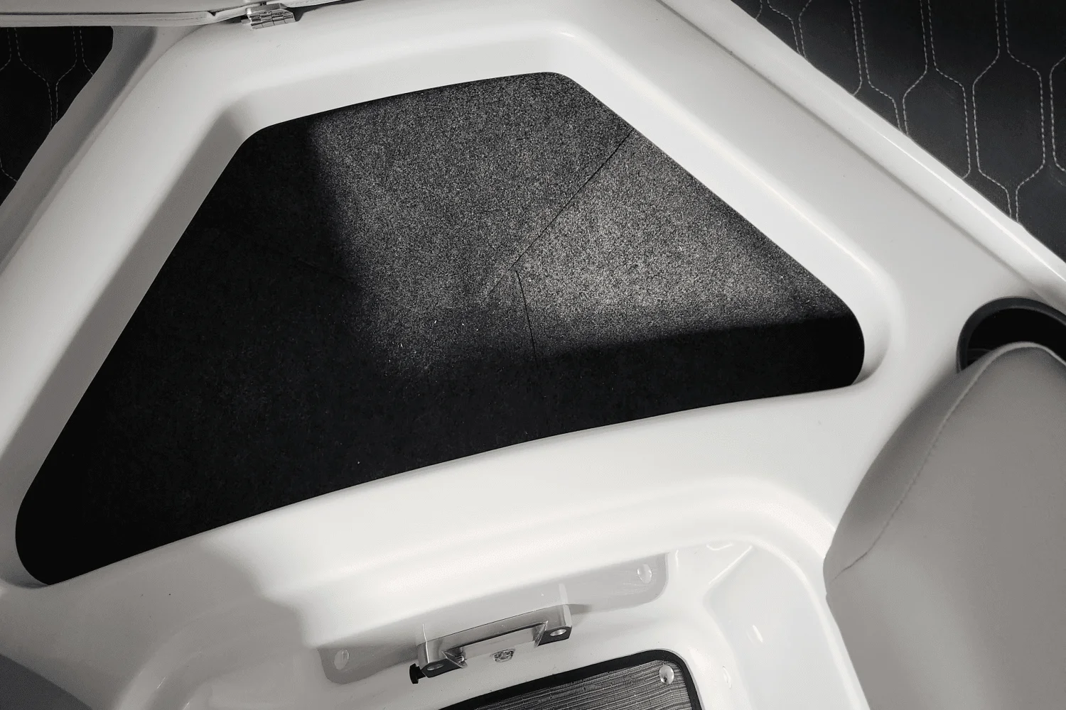 2025 Four Winns H2 Image Thumbnail #33