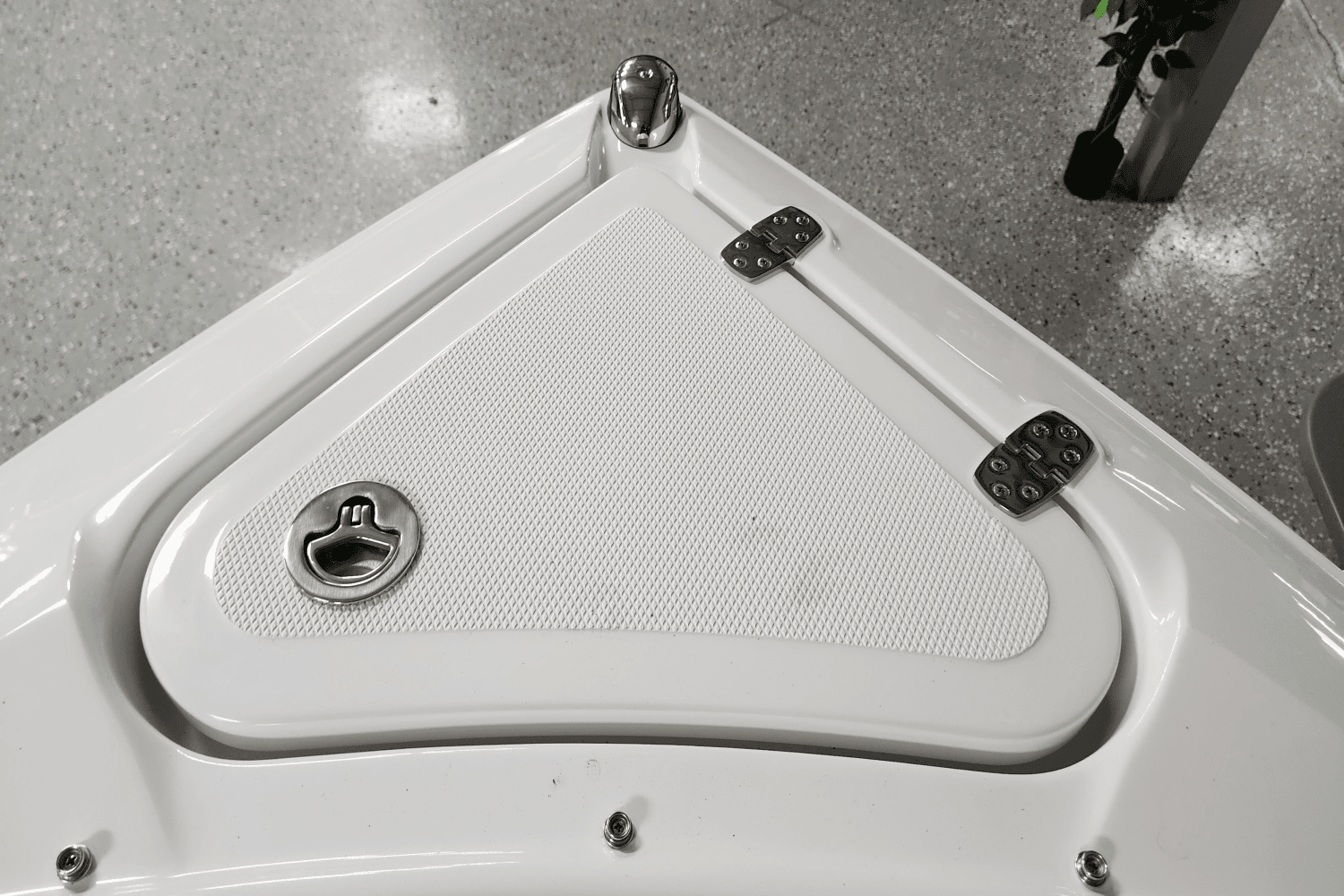 2025 Four Winns H2 Image Thumbnail #3