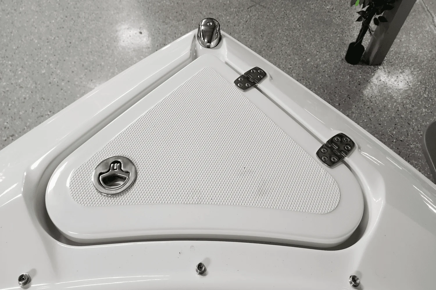 2025 Four Winns H2 Image Thumbnail #3