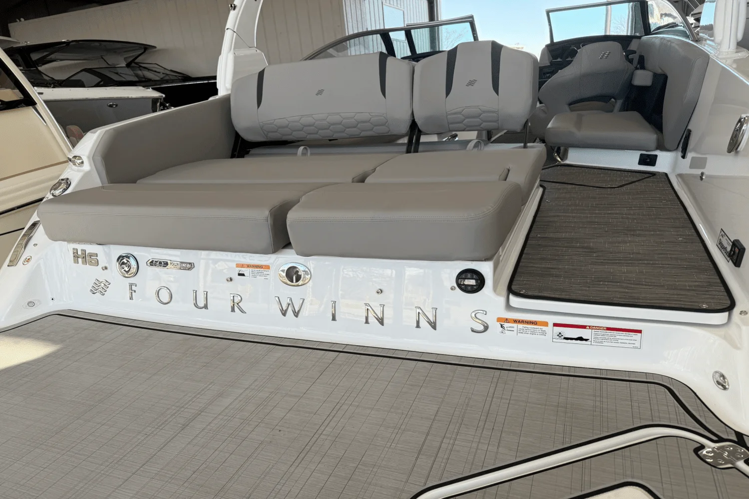 2025 Four Winns H6 Image Thumbnail #26