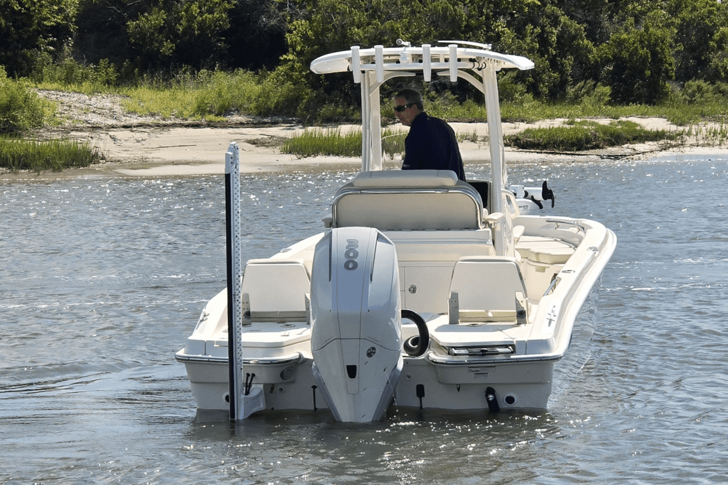 2021 Boston Whaler 250 DAUNTLESS Image Thumbnail #4