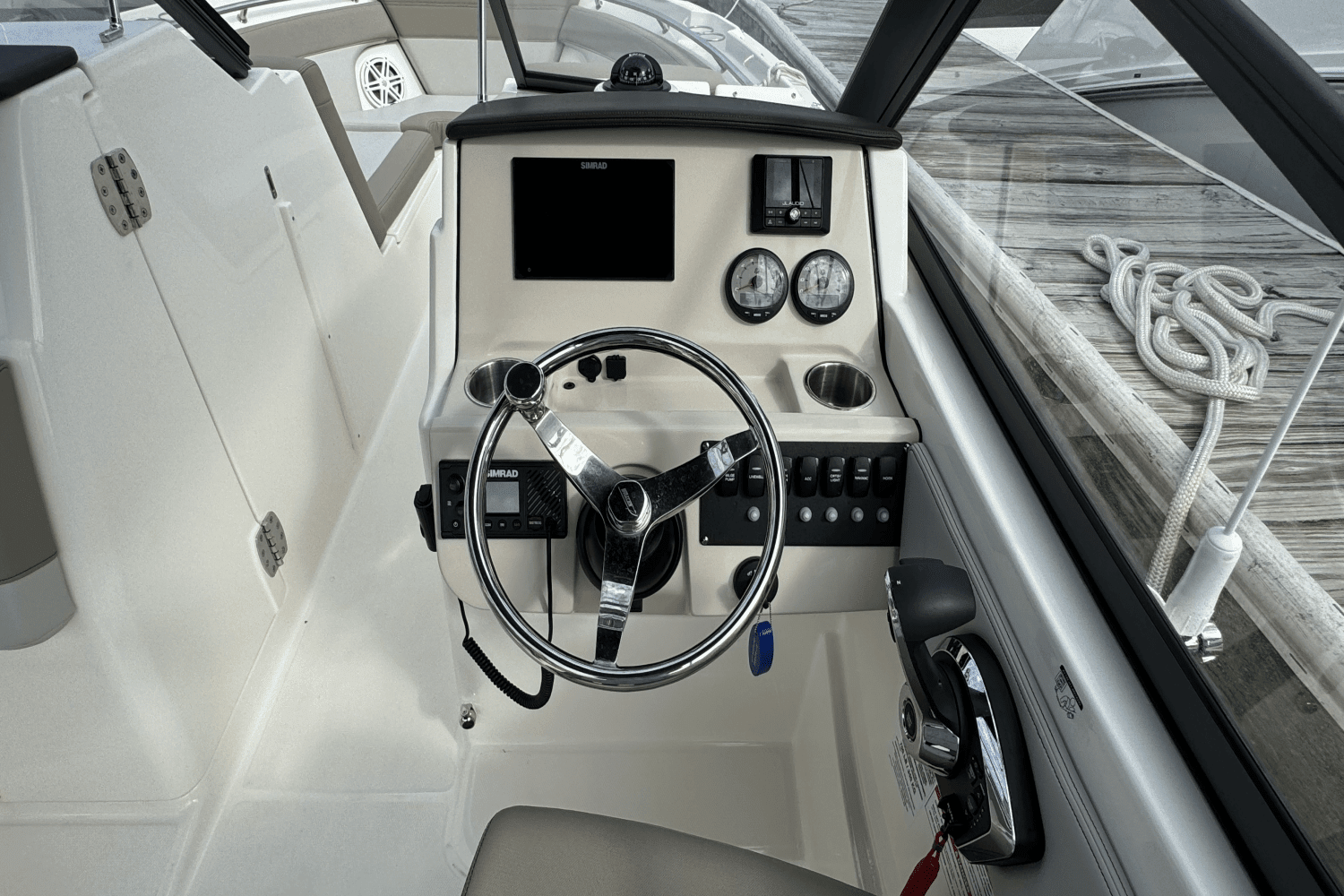 2024 Boston Whaler 210 Vantage Image Thumbnail #22