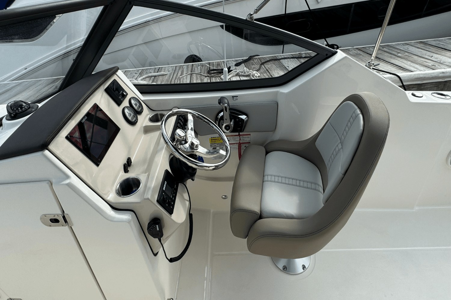 2024 Boston Whaler 210 Vantage Image Thumbnail #14