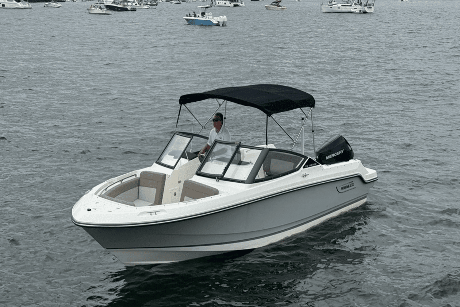 2024 Boston Whaler 210 Vantage Image Thumbnail #38