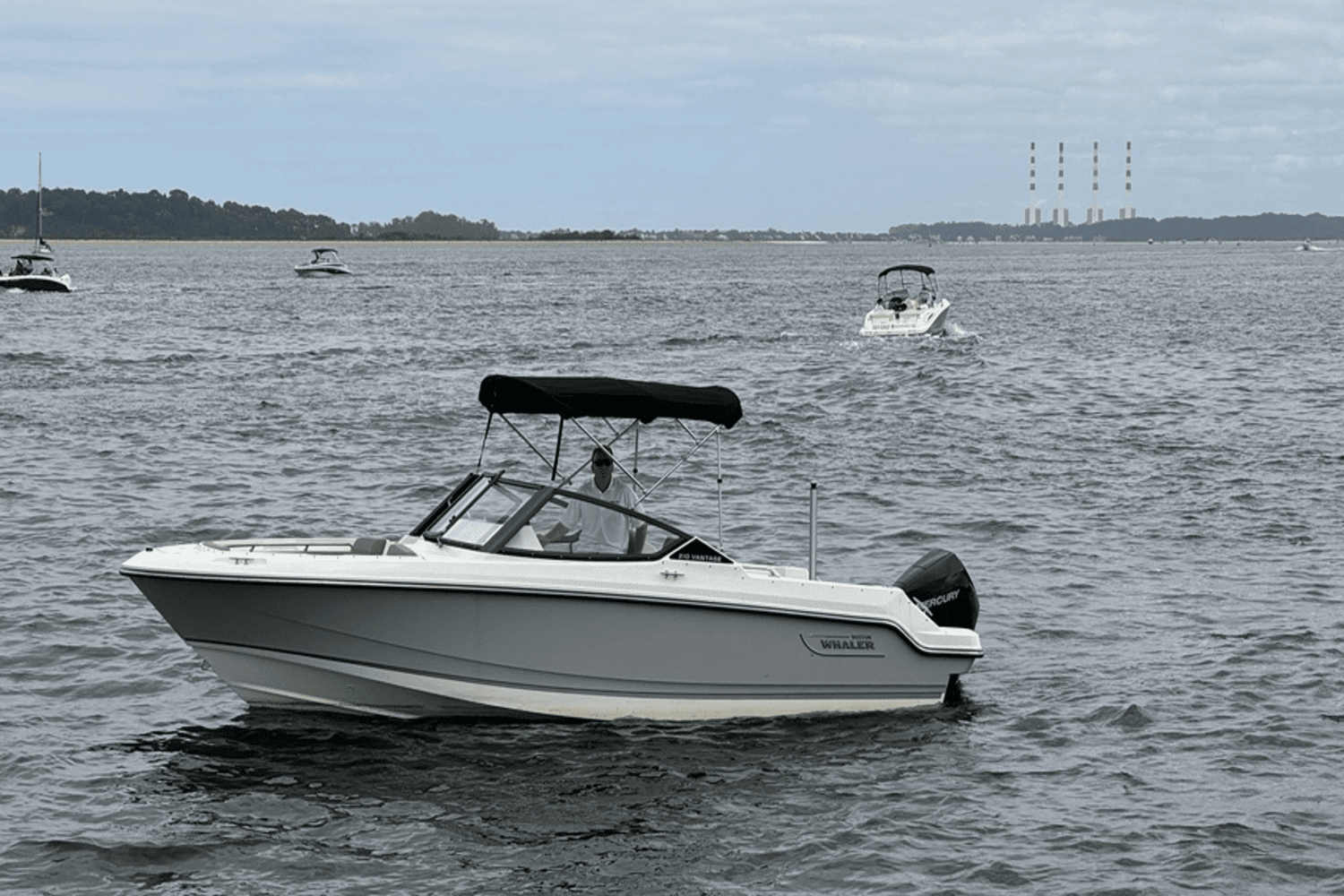 2024 Boston Whaler 210 Vantage Image Thumbnail #36