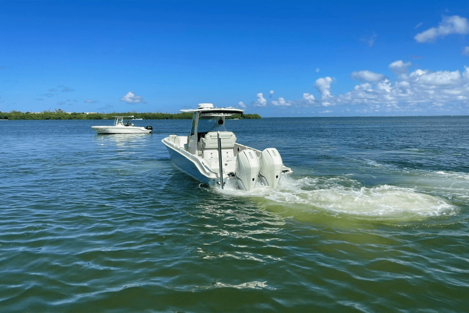 Thumbnail 4 for 2023 Boston Whaler 280 DAUNTLESS