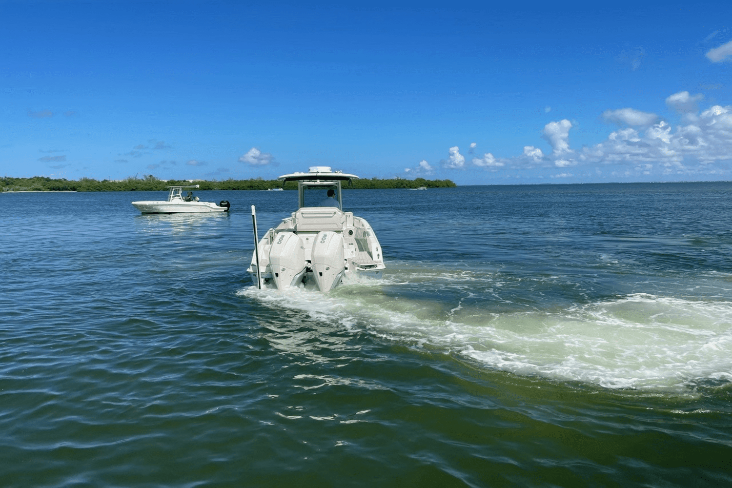 2023 Boston Whaler 28 DAUNTLESS Image Thumbnail #6