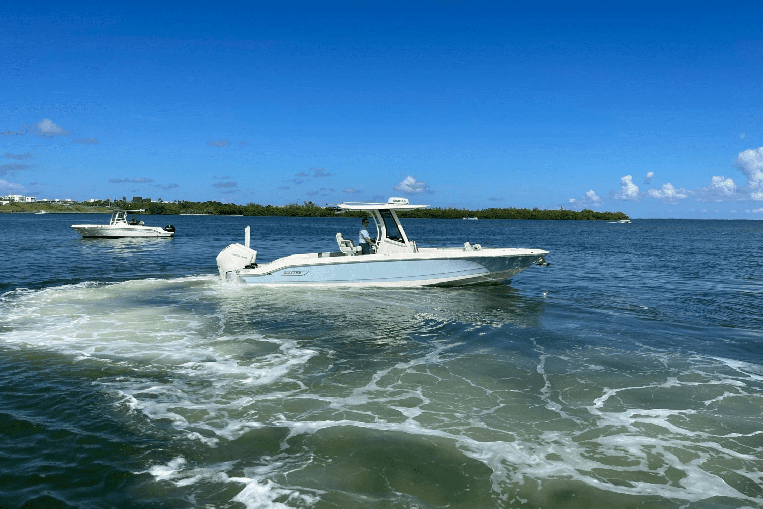 2023 Boston Whaler 28 DAUNTLESS Image Thumbnail #16